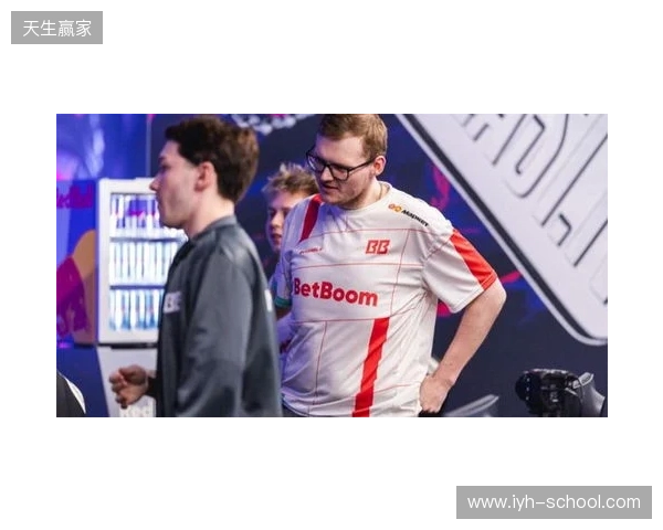 击败那不勒斯！TA：这场赢球有力回击外界对罗塞尼尔的质疑