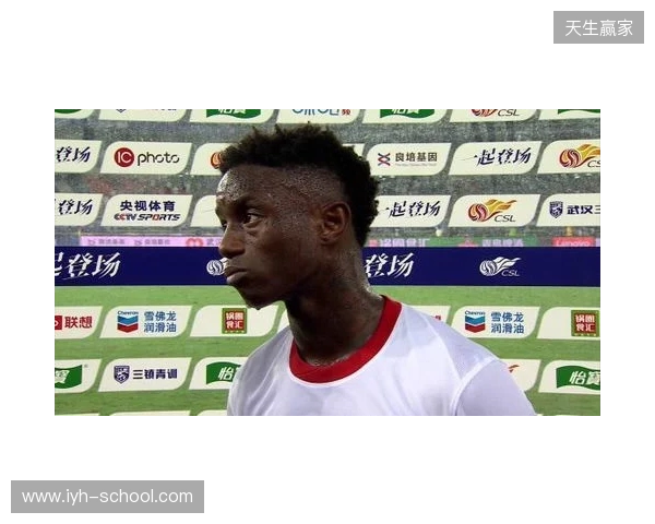 博主：蓉城外援卡隆目前仍处于留队状态，但已不可能随队踢中超