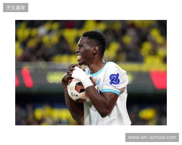 水晶宫vs利兹联：布伦南-约翰逊、伊斯梅拉-萨尔首发，卡尔弗特-勒温、卢卡斯-恩梅加出战